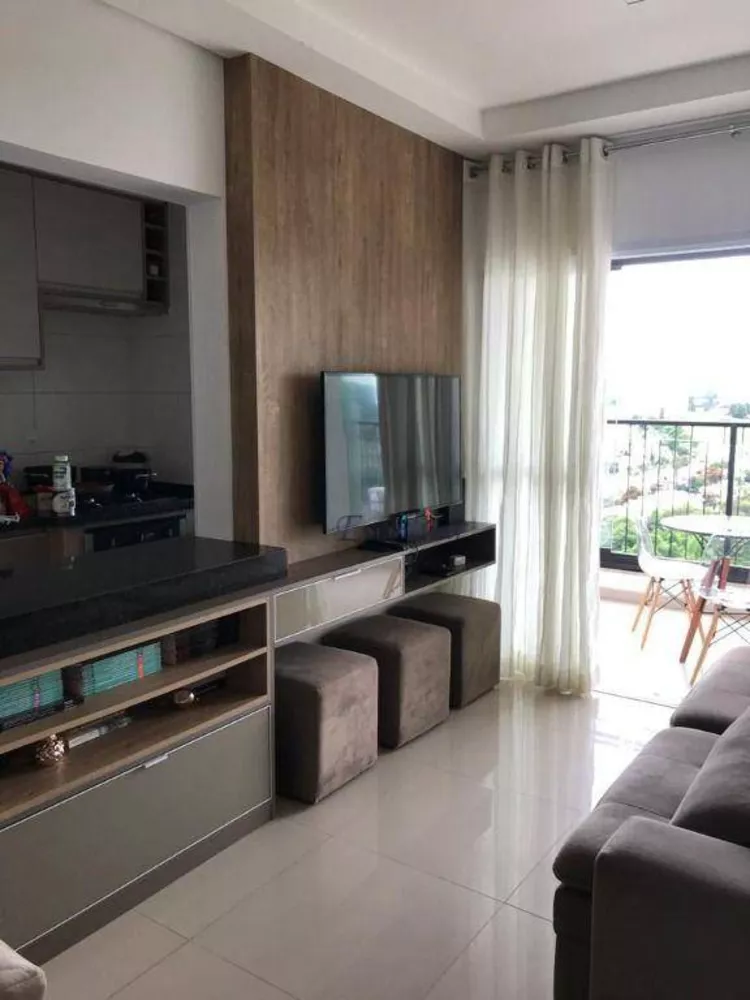 Apartamento à venda com 2 quartos, 66m² - Foto 1