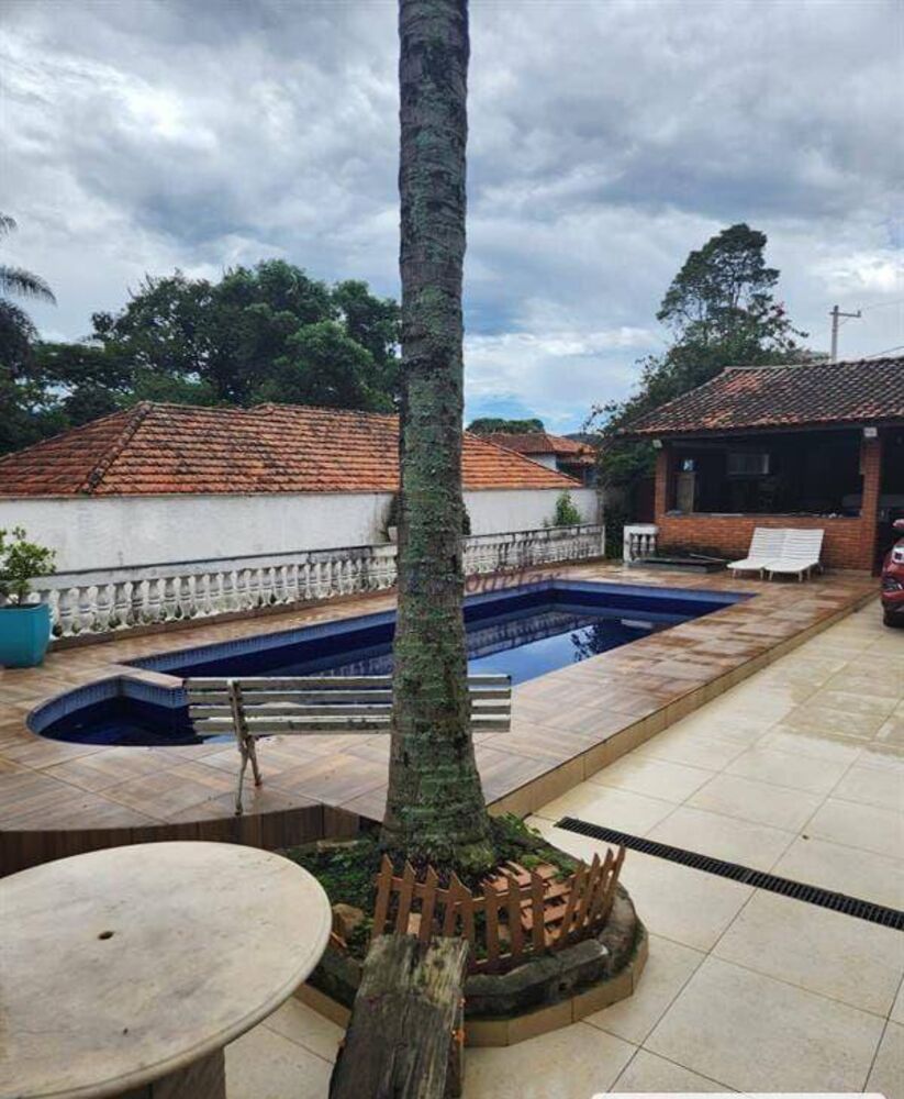 Casa, 4 quartos, 326 m² - Foto 3