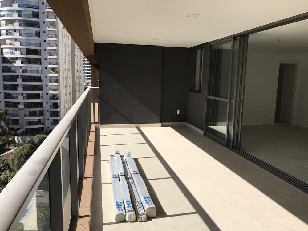 Apartamento, 3 quartos, 143 m² - Foto 2