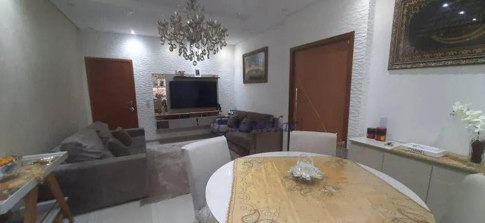 Sobrado, 3 quartos, 220 m² - Foto 2