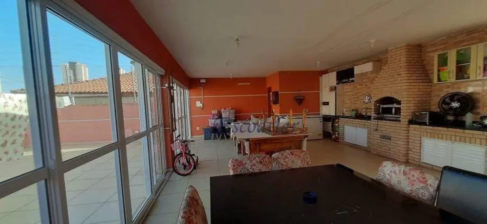 Sobrado, 3 quartos, 220 m² - Foto 1