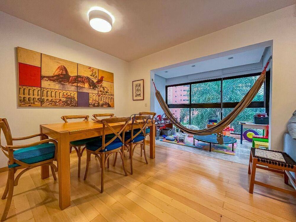 Apartamento, 3 quartos, 130 m² - Foto 1