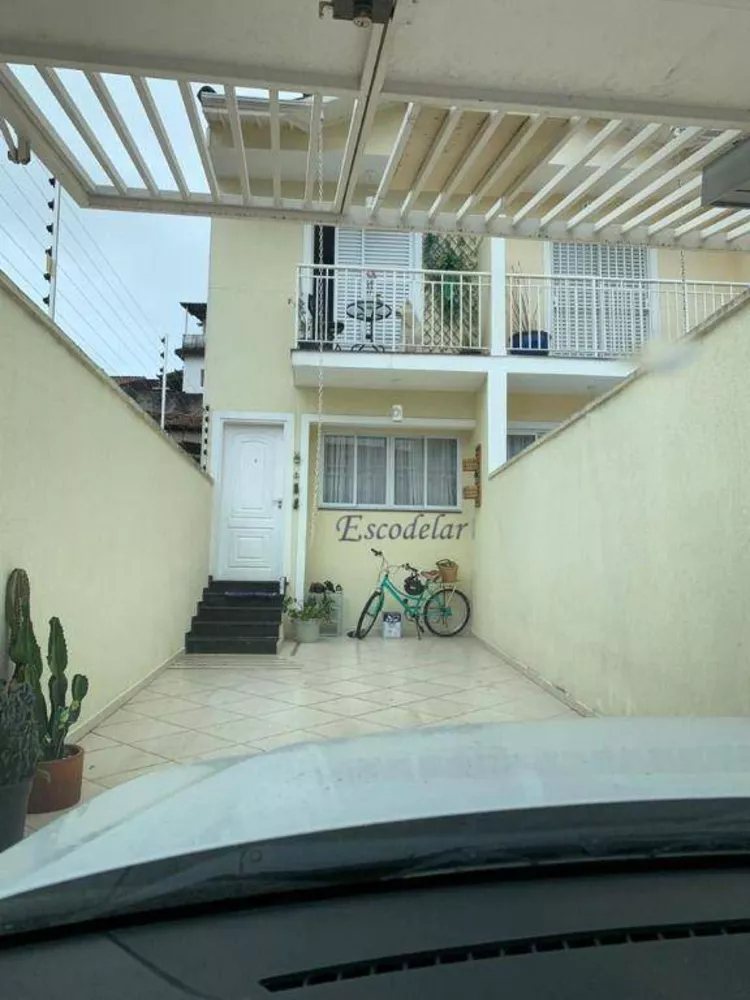 Sobrado à venda com 3 quartos, 100m² - Foto 1