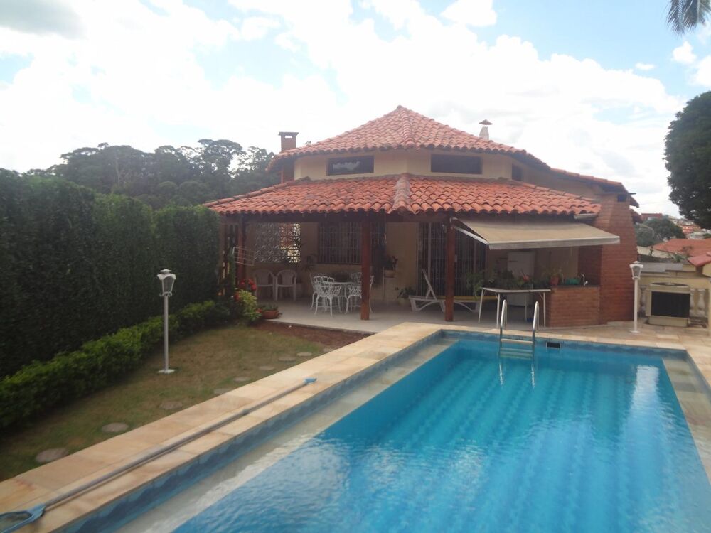Sobrado, 3 quartos, 330 m² - Foto 1