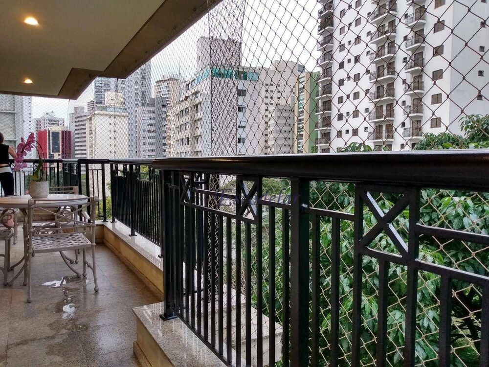 Apartamento, 3 quartos, 192 m² - Foto 1