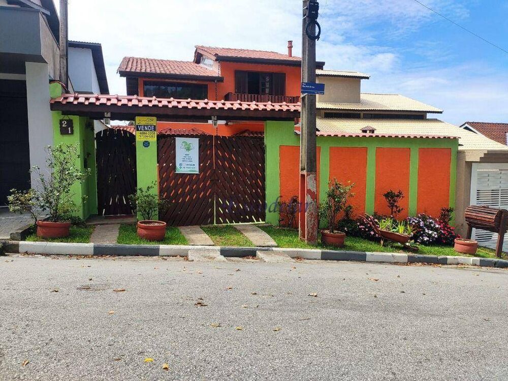 Casa, 3 quartos, 190 m² - Foto 1
