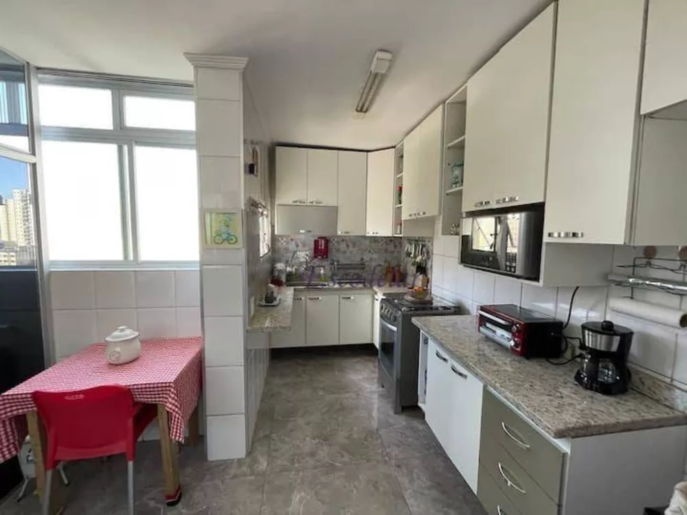 Apartamento para alugar com 3 quartos, 148m² - Foto 1