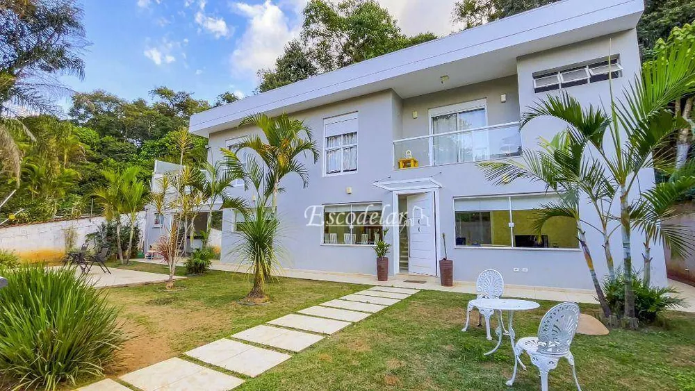 Casa, 3 quartos, 219 m² - Foto 1