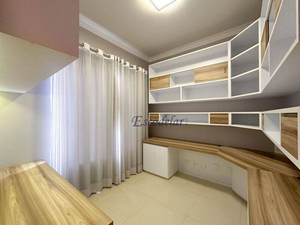Casa de Condomínio para alugar com 4 quartos, 450m² - Foto 7