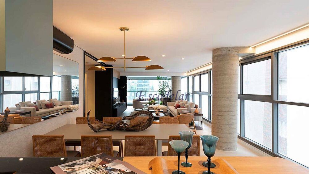 Apartamento, 3 quartos, 145 m² - Foto 1
