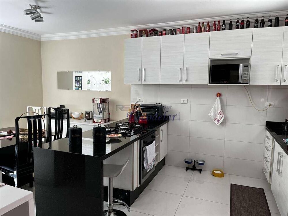 Sobrado, 3 quartos, 250 m² - Foto 1