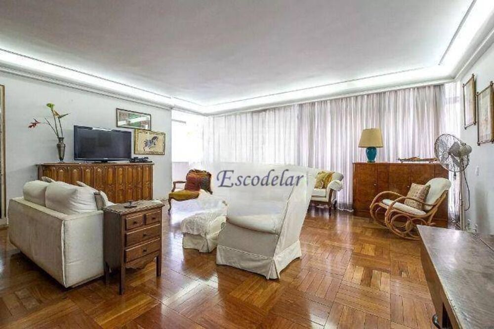 Apartamento, 3 quartos, 240 m² - Foto 1