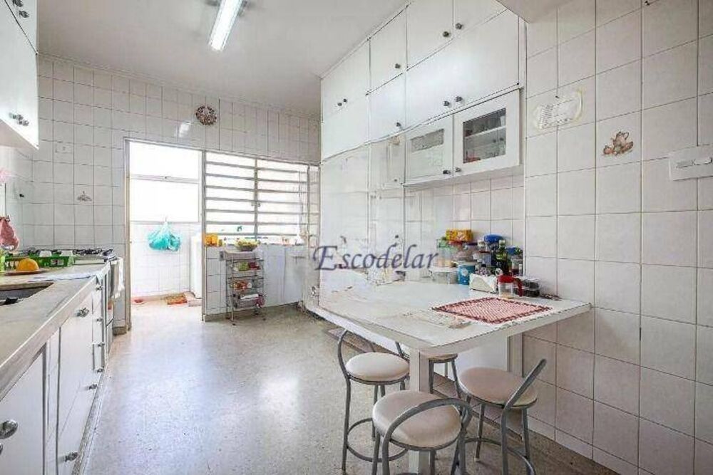 Apartamento, 3 quartos, 240 m² - Foto 4
