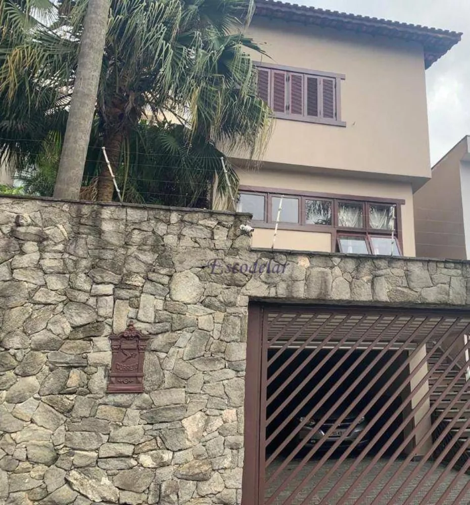 Sobrado à venda com 3 quartos, 250m² - Foto 2