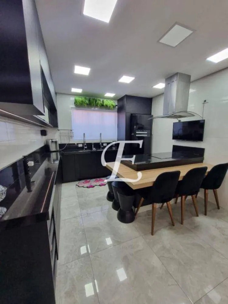 Sobrado, 5 quartos, 193 m² - Foto 2