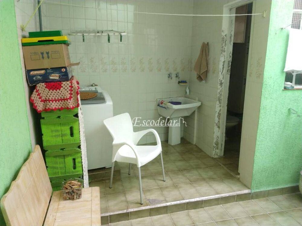Sobrado à venda com 2 quartos, 140m² - Foto 24
