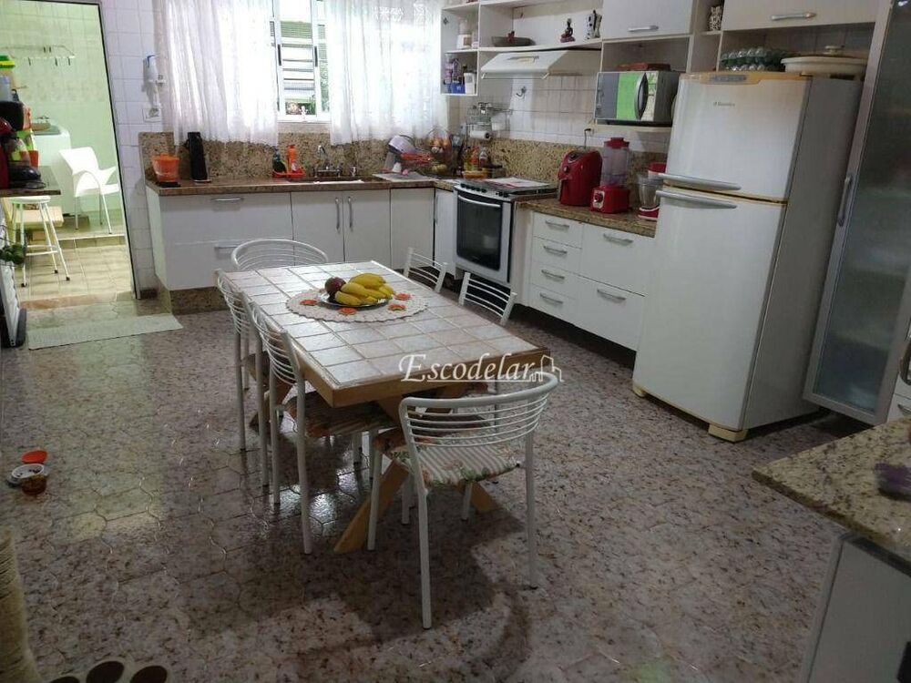 Sobrado à venda com 2 quartos, 140m² - Foto 7