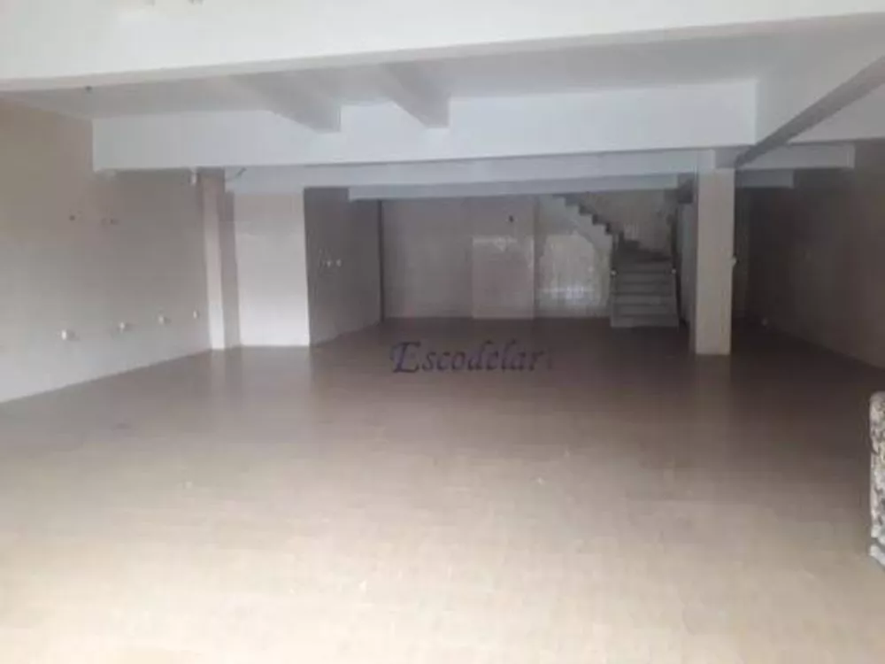 Casa para alugar com 4 quartos, 300m² - Foto 3