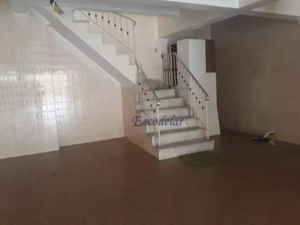 Casa para alugar com 4 quartos, 300m² - Foto 17