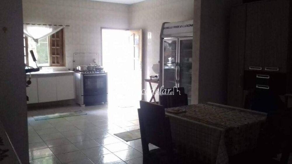 Casa, 3 quartos, 210 m² - Foto 8