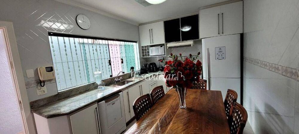Casa, 3 quartos, 227 m² - Foto 23