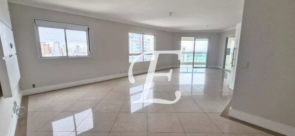 Apartamento à venda com 3 quartos, 145m² - Foto 2