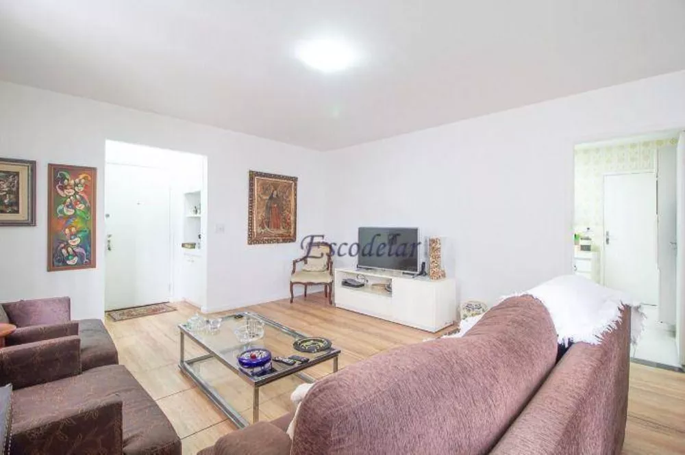 Apartamento à venda com 3 quartos, 135m² - Foto 3