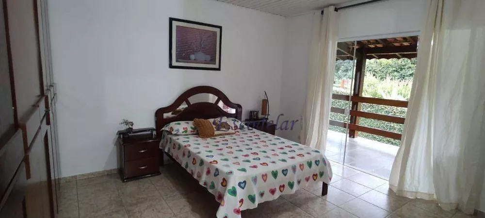 Chácara à venda com 5 quartos, 317m² - Foto 10