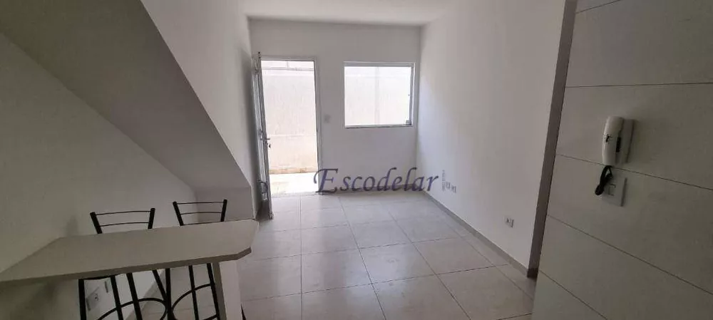 Casa à venda com 2 quartos, 49m² - Foto 4