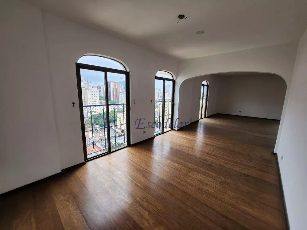 Apartamento à venda com 3 quartos, 200m² - Foto 4