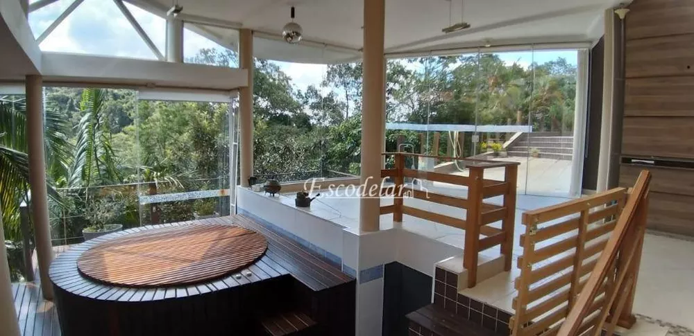 Casa de Condomínio à venda com 4 quartos, 600m² - Foto 12