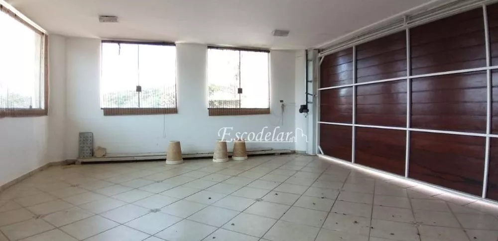 Casa de Condomínio à venda com 4 quartos, 600m² - Foto 9