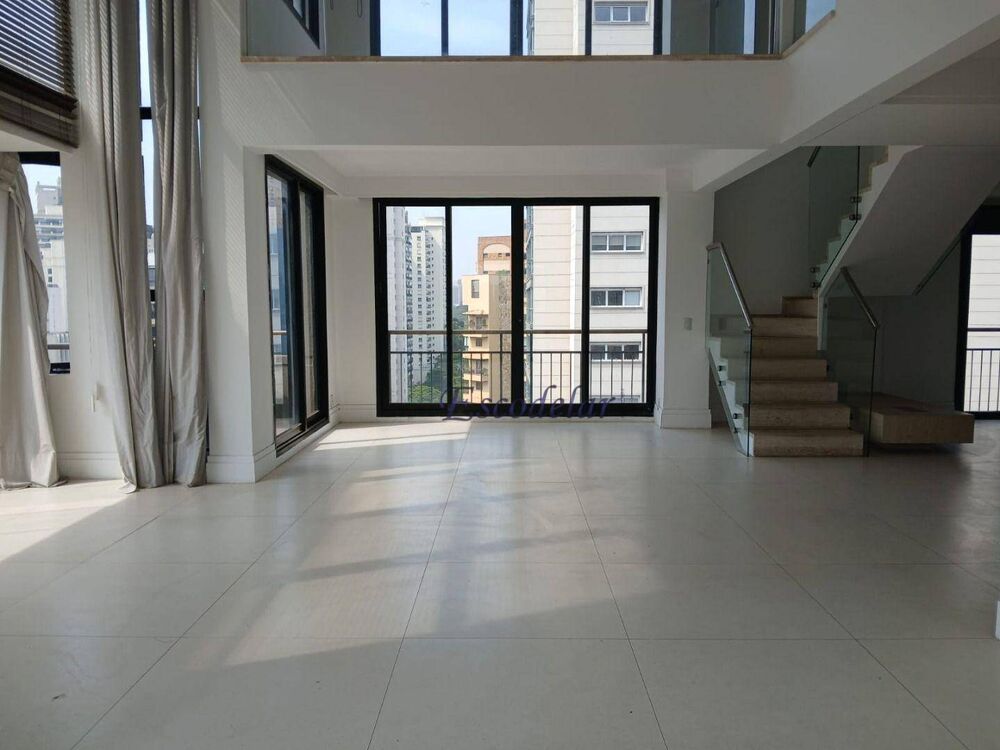 Cobertura, 3 quartos, 272 m² - Foto 1