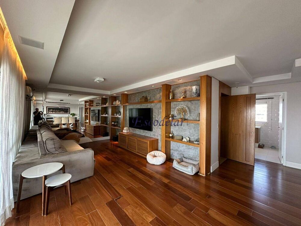 Apartamento, 3 quartos, 158 m² - Foto 1