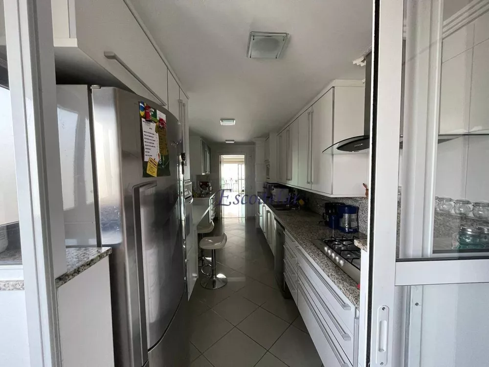 Apartamento à venda com 4 quartos, 198m² - Foto 8