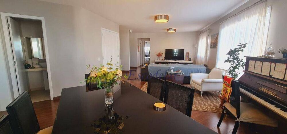 Apartamento, 3 quartos, 145 m² - Foto 1