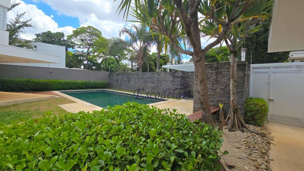 Casa, 4 quartos, 650 m² - Foto 4