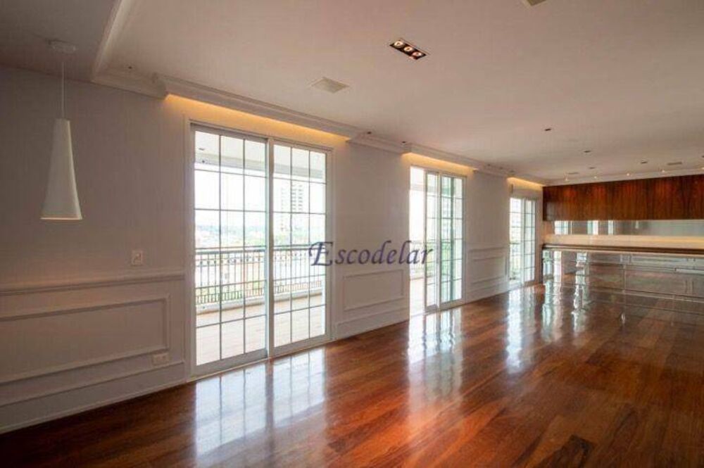 Apartamento, 3 quartos, 218 m² - Foto 1