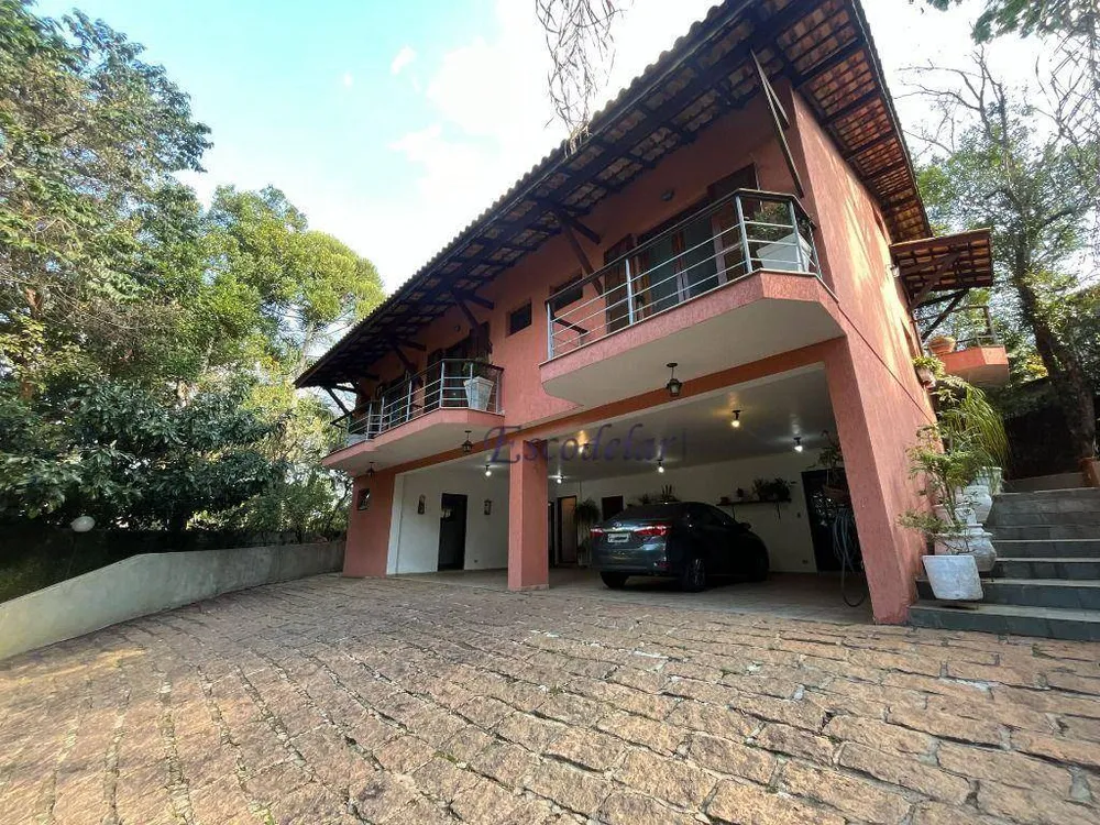 Casa, 3 quartos, 269 m² - Foto 1