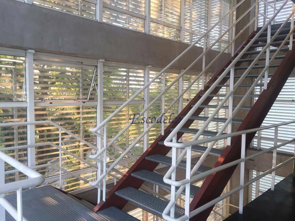 Prédio Inteiro, 700 m² - Foto 1