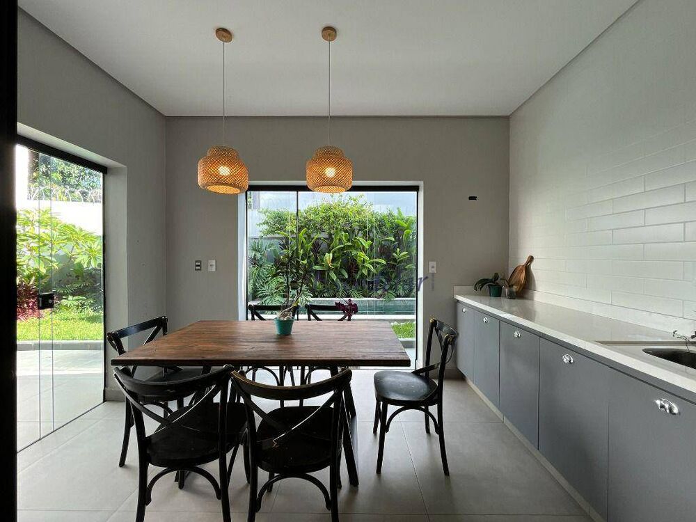 Sobrado, 4 quartos, 297 m² - Foto 3