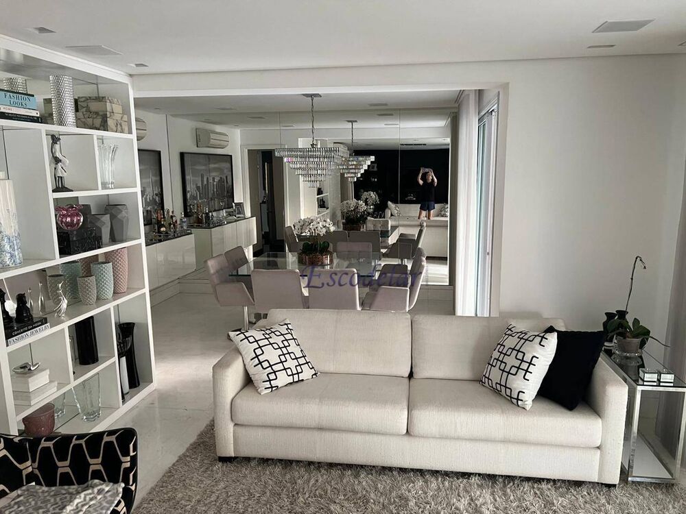 Apartamento à venda com 3 quartos, 250m² - Foto 3