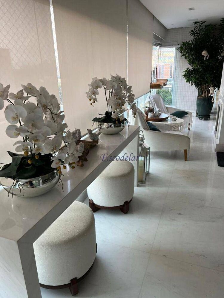 Apartamento à venda com 3 quartos, 250m² - Foto 6
