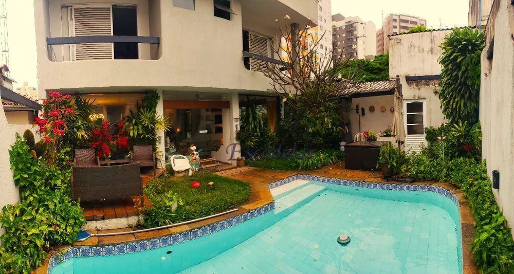 Sobrado, 3 quartos, 295 m² - Foto 1