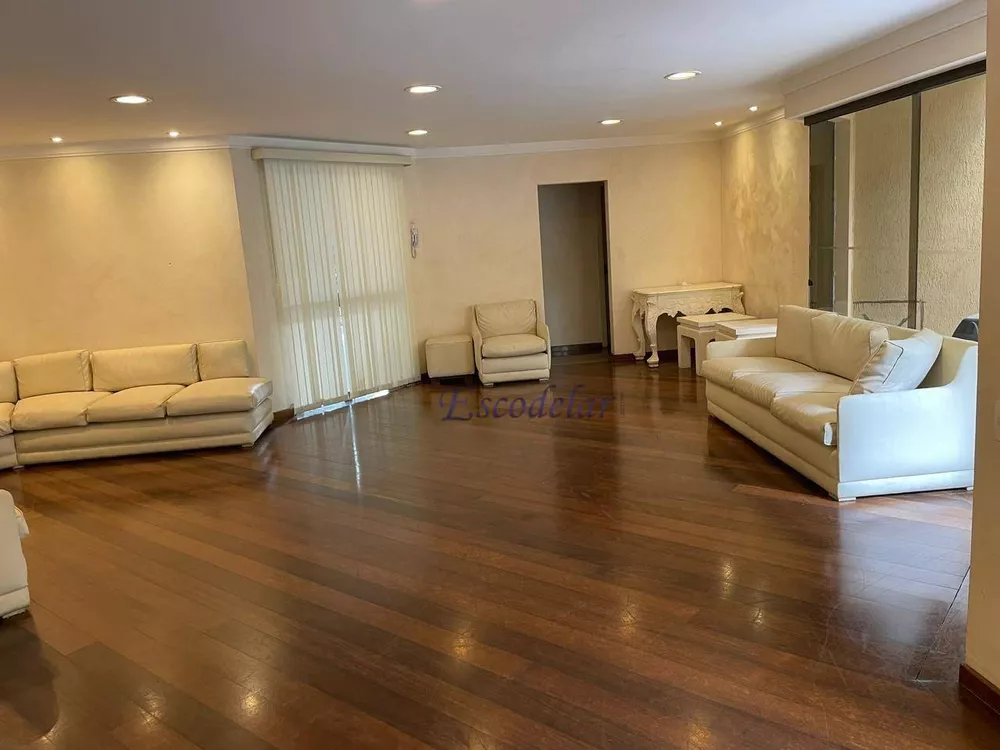 Apartamento para alugar com 4 quartos, 270m² - Foto 1