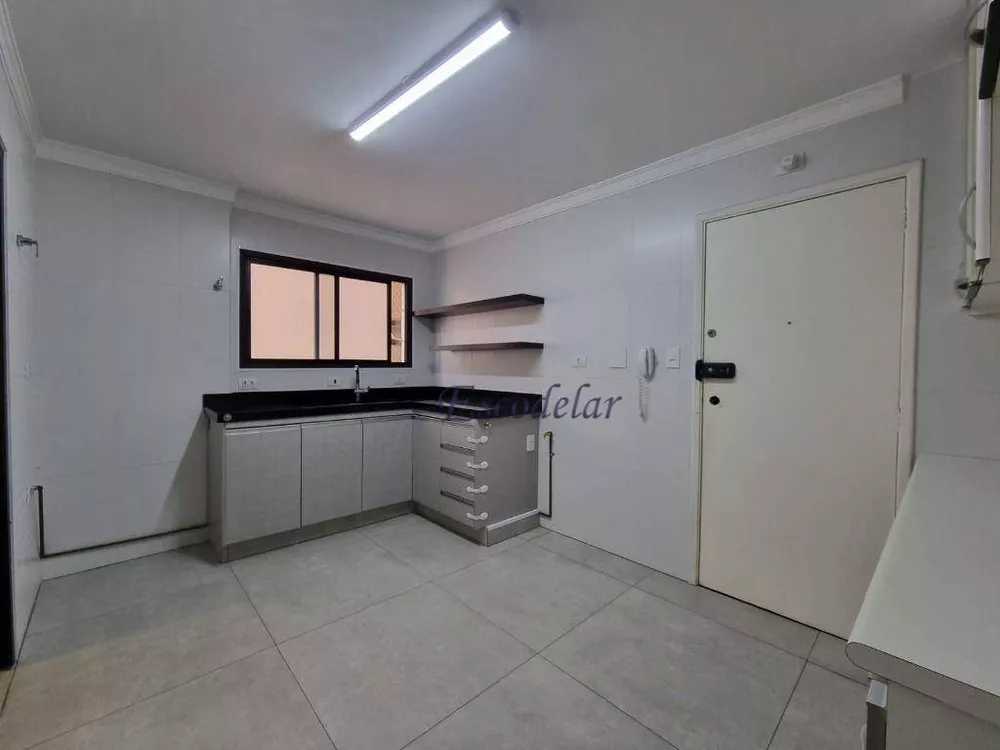 Apartamento à venda com 3 quartos, 120m² - Foto 18