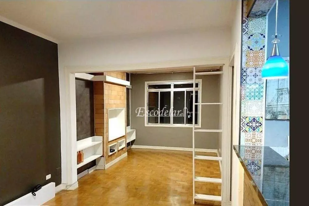 Apartamento à venda com 3 quartos, 107m² - Foto 2