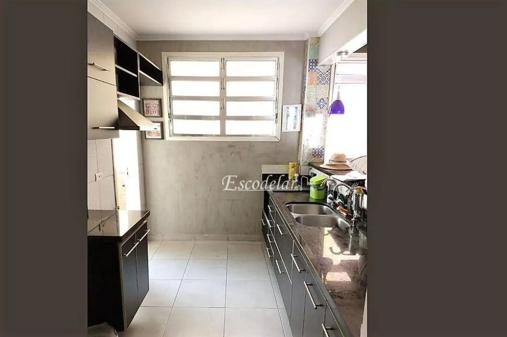 Apartamento à venda com 3 quartos, 107m² - Foto 4