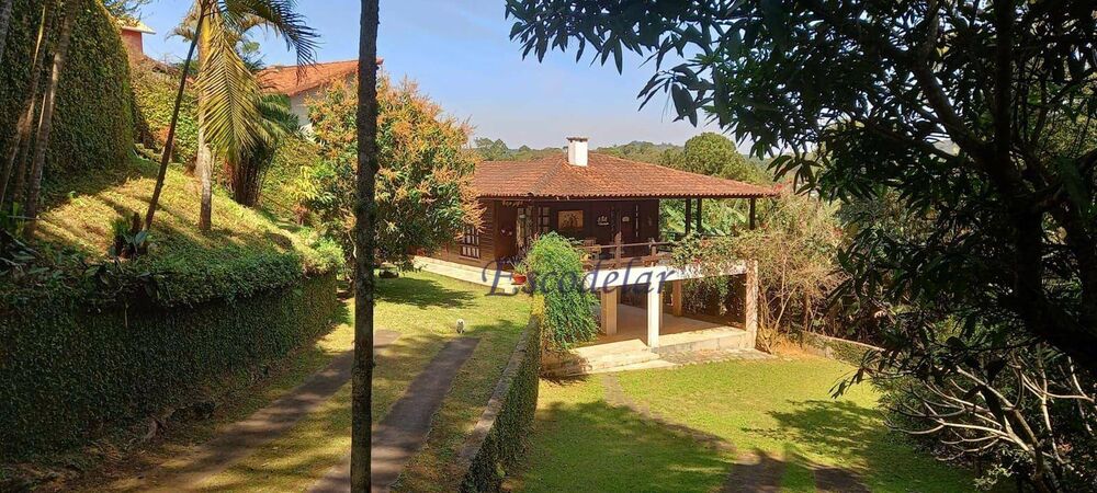 Casa, 3 quartos, 230 m² - Foto 2