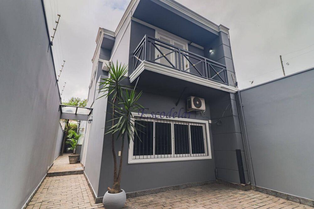 Casa, 4 quartos, 168 m² - Foto 1
